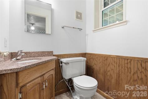 123 Castleton Lane Hendersonville NC 28791