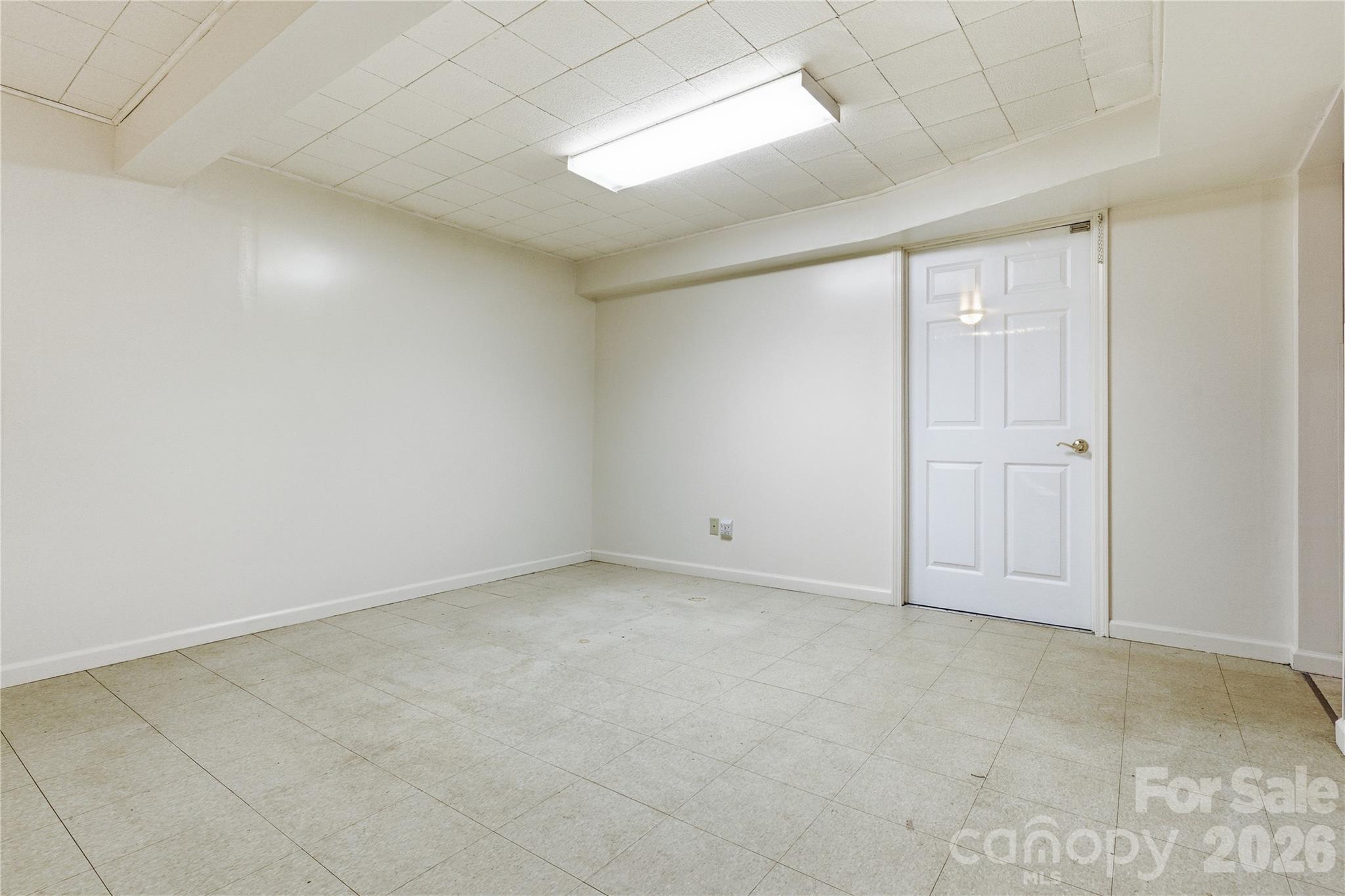 123 Castleton Lane Hendersonville NC 28791