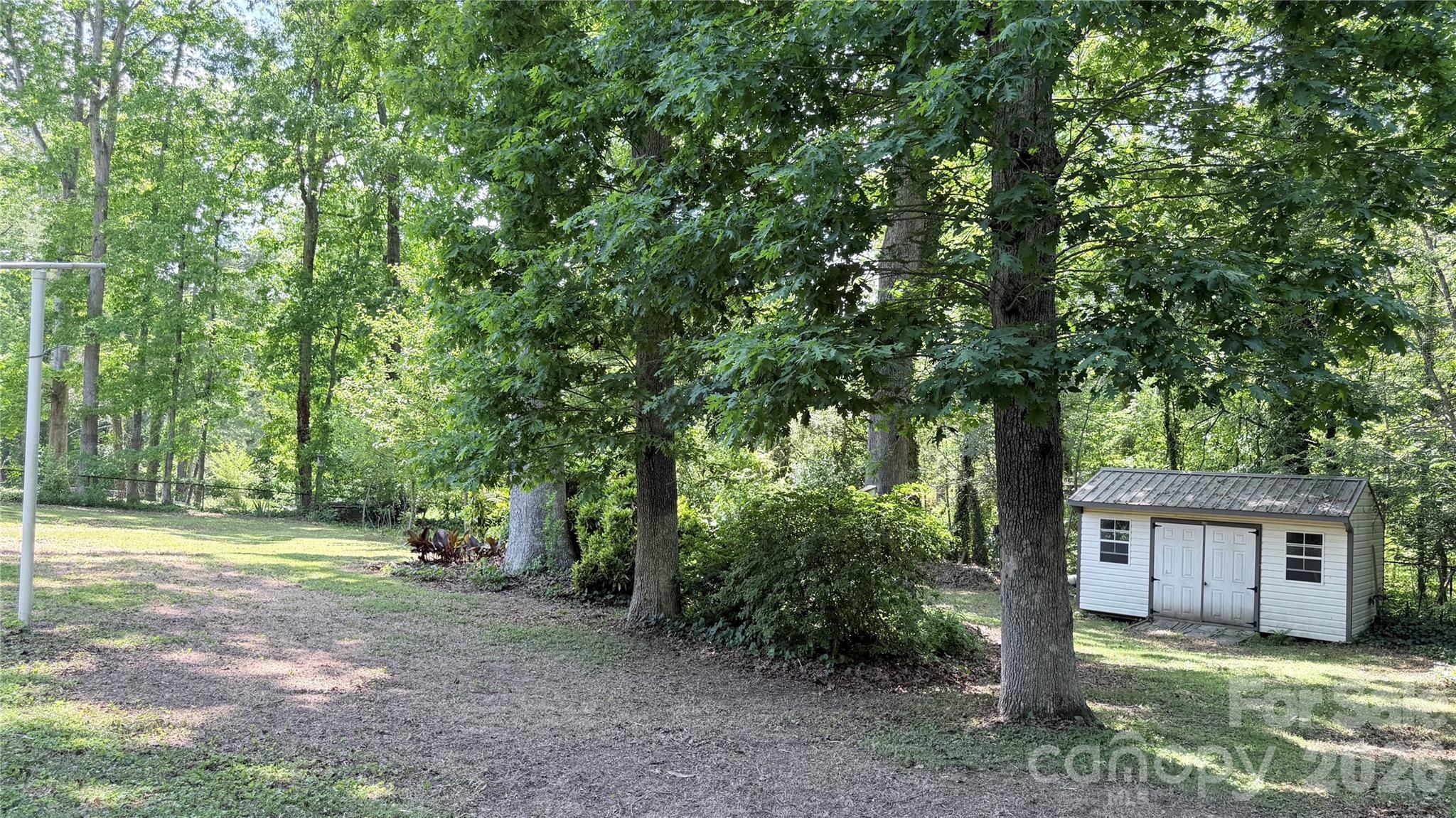 123 Castleton Lane Hendersonville NC 28791
