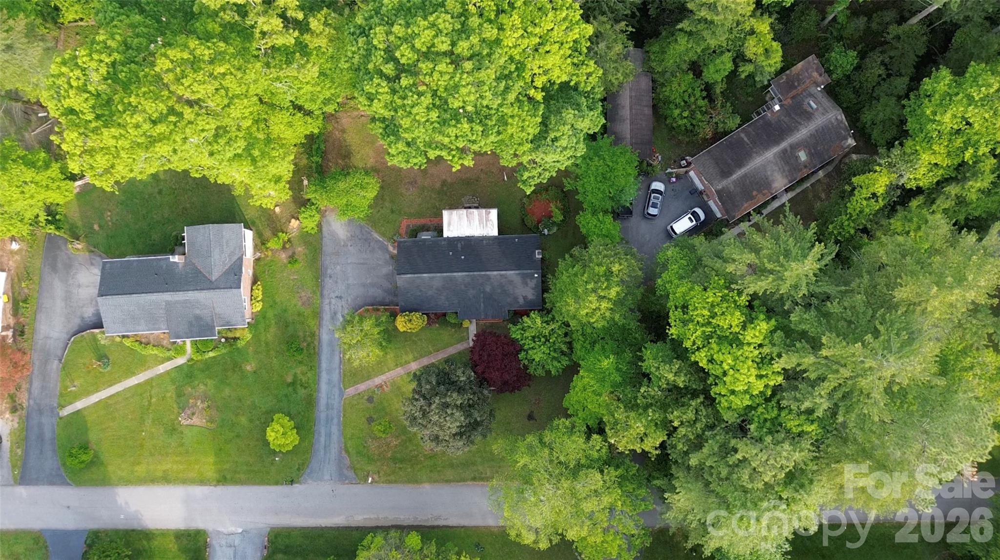 123 Castleton Lane Hendersonville NC 28791