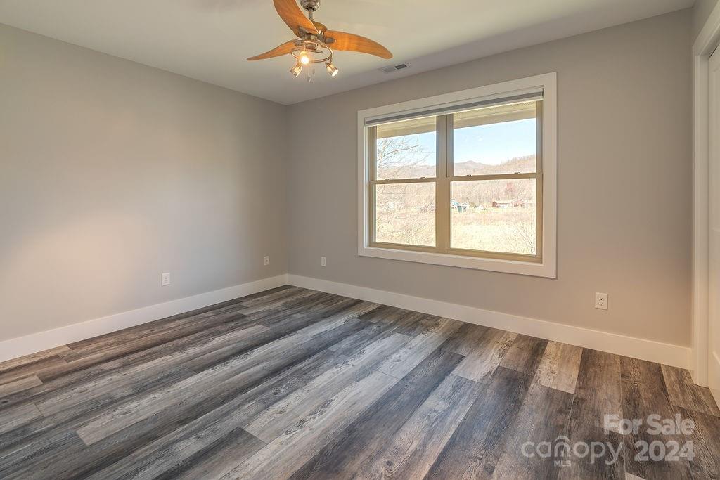 28 Linn Garden Lane Swannanoa NC 28778