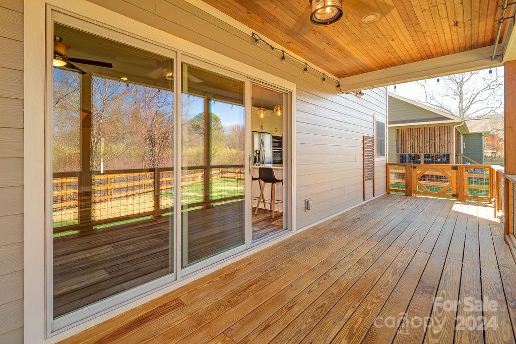 28 Linn Garden Lane Swannanoa NC 28778