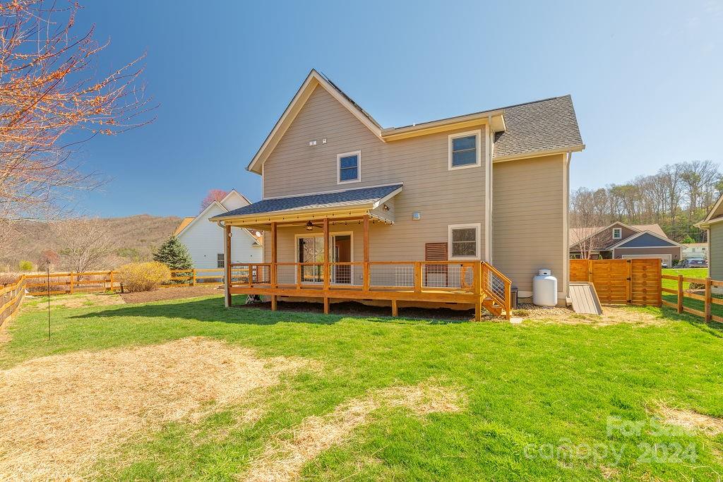 28 Linn Garden Lane Swannanoa NC 28778