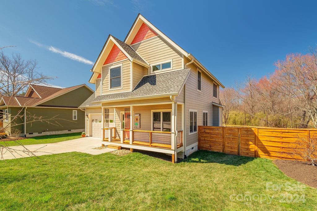 28 Linn Garden Lane Swannanoa NC 28778