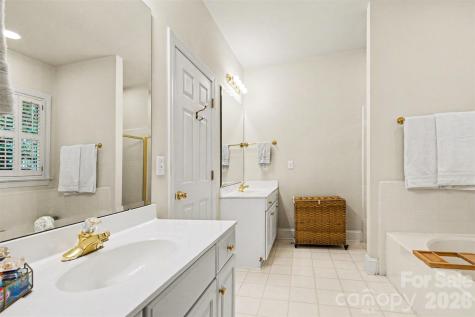6739 Red Maple Drive Charlotte NC 28277