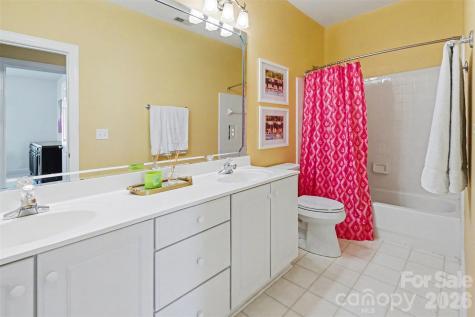 6739 Red Maple Drive Charlotte NC 28277