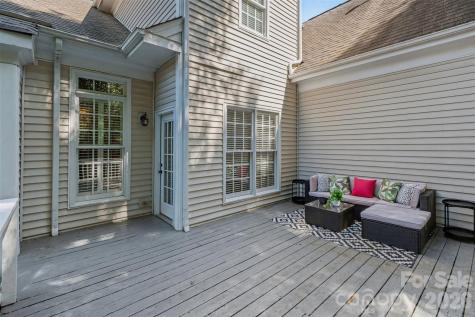 6739 Red Maple Drive Charlotte NC 28277