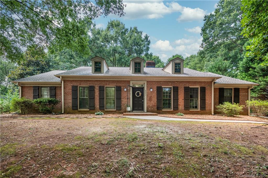4827 Autumn Leaf Lane Charlotte NC 28277