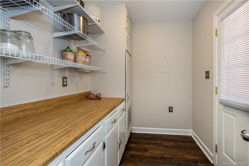 4827 Autumn Leaf Lane Charlotte NC 28277