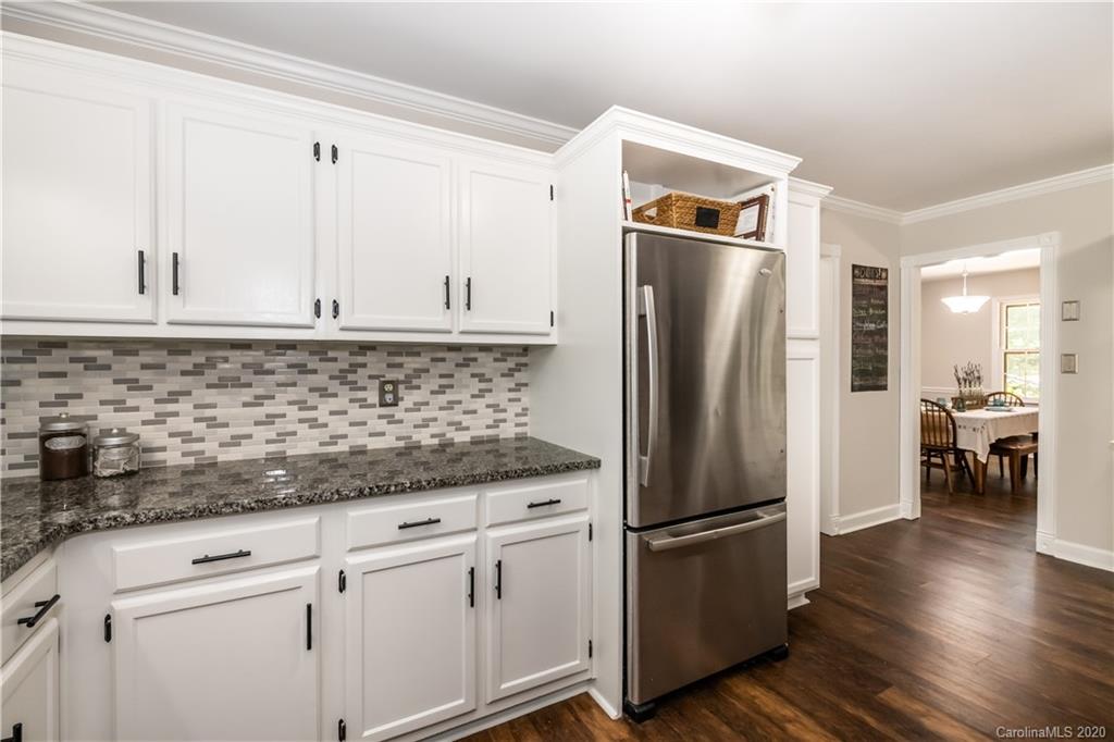 4827 Autumn Leaf Lane Charlotte NC 28277