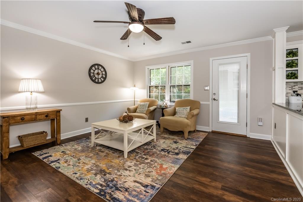4827 Autumn Leaf Lane Charlotte NC 28277