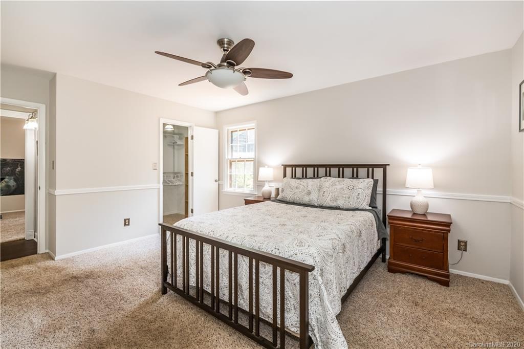 4827 Autumn Leaf Lane Charlotte NC 28277