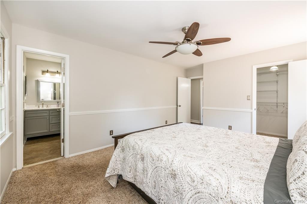 4827 Autumn Leaf Lane Charlotte NC 28277