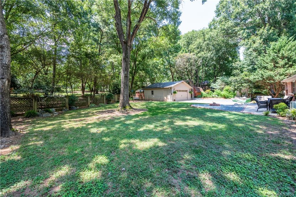 4827 Autumn Leaf Lane Charlotte NC 28277