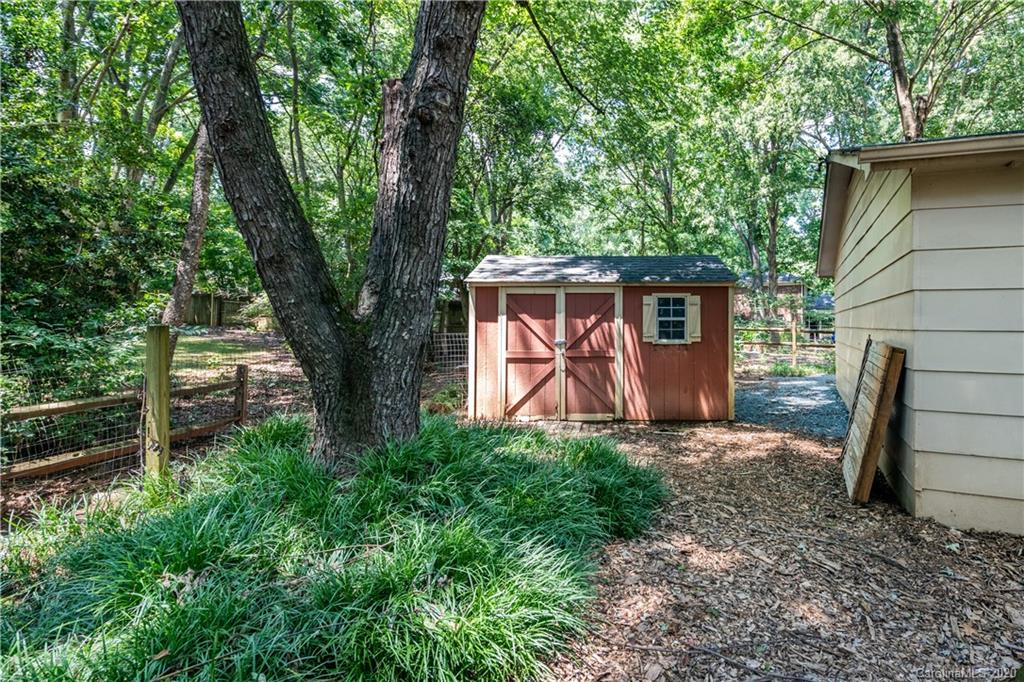 4827 Autumn Leaf Lane Charlotte NC 28277