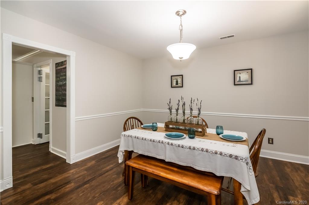4827 Autumn Leaf Lane Charlotte NC 28277