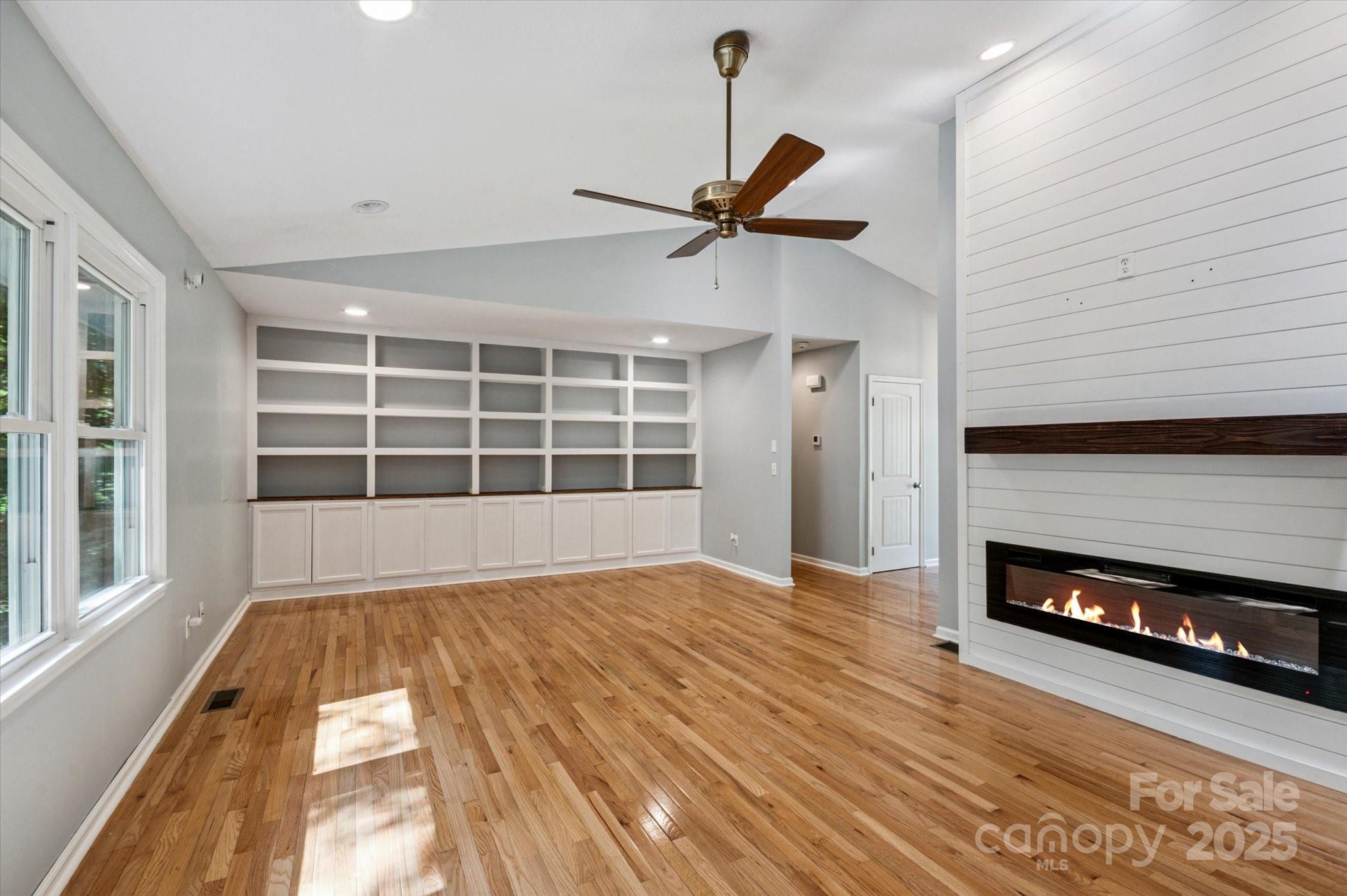 104 Britton Avenue Hendersonville NC 28791