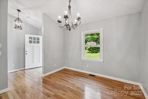 104 Britton Avenue Hendersonville NC 28791