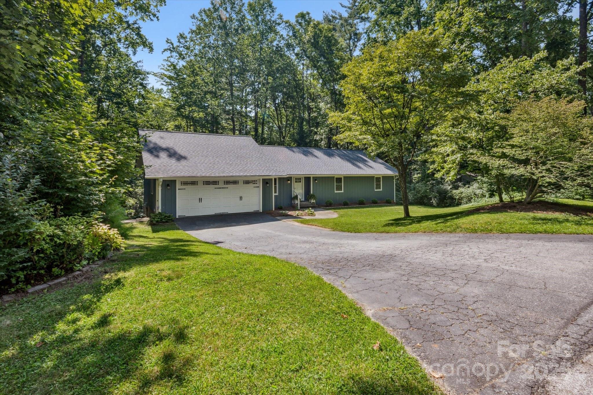 104 Britton Avenue Hendersonville NC 28791
