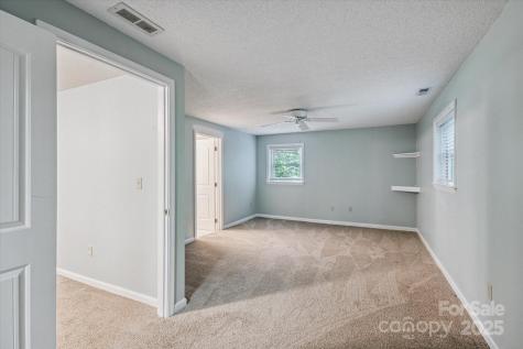 104 Britton Avenue Hendersonville NC 28791