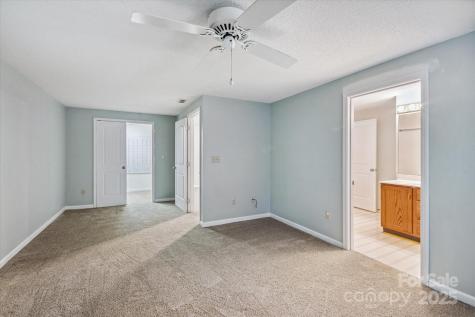 104 Britton Avenue Hendersonville NC 28791