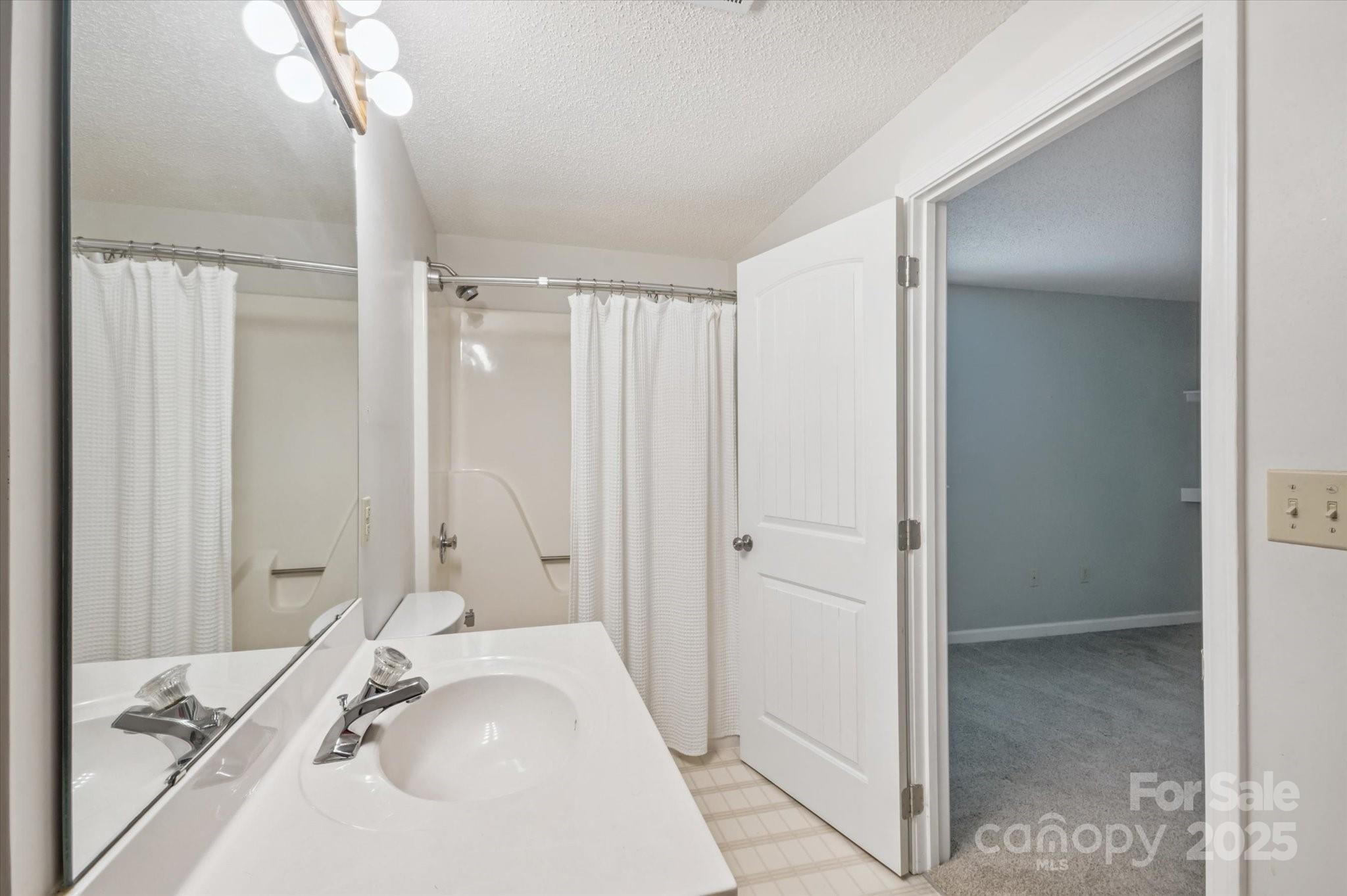 104 Britton Avenue Hendersonville NC 28791