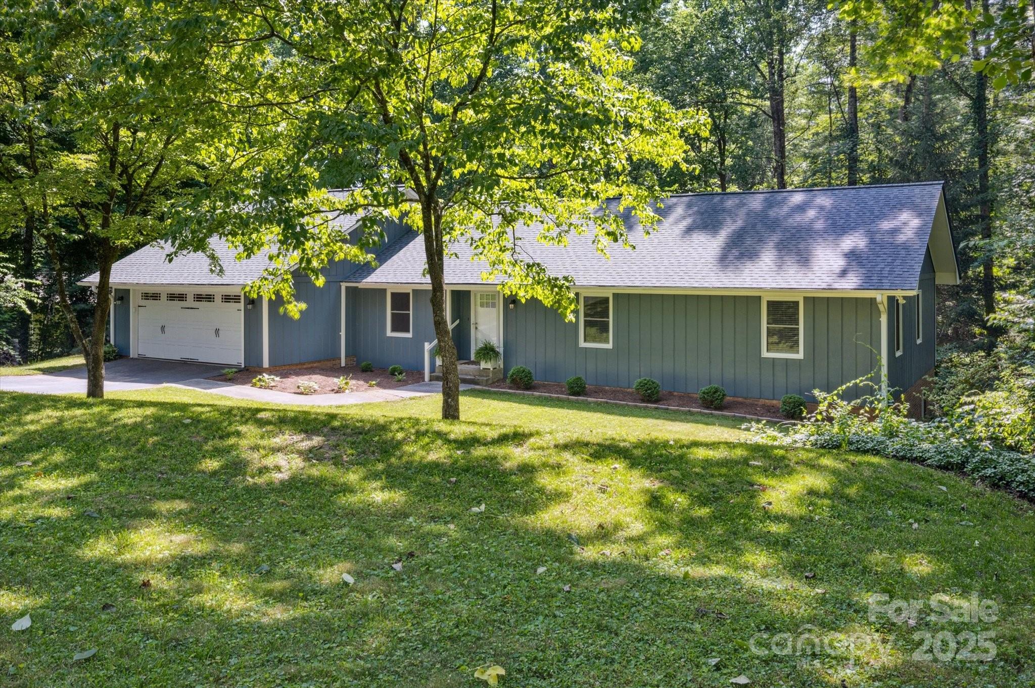 104 Britton Avenue Hendersonville NC 28791