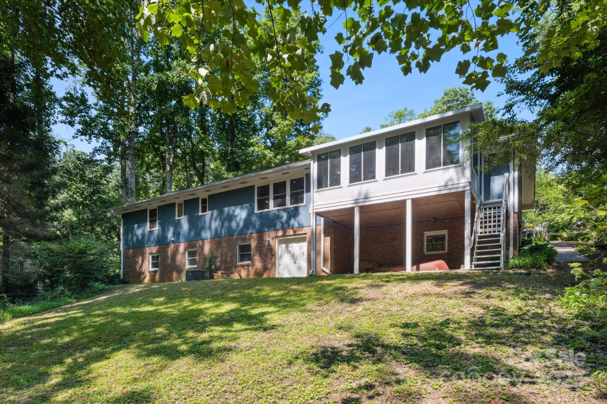 104 Britton Avenue Hendersonville NC 28791