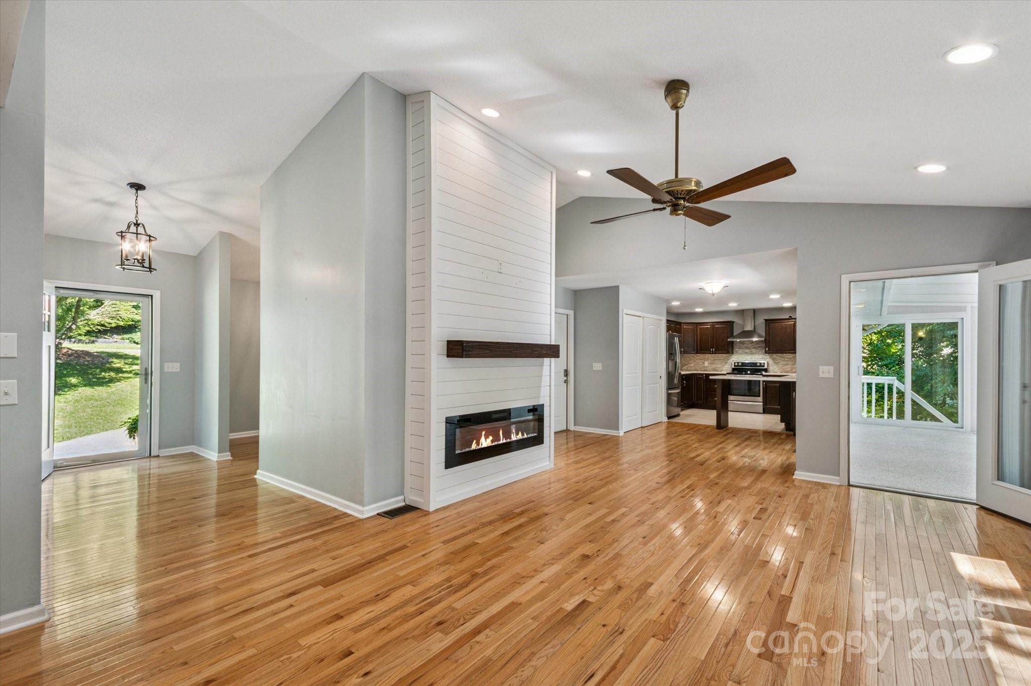104 Britton Avenue Hendersonville NC 28791