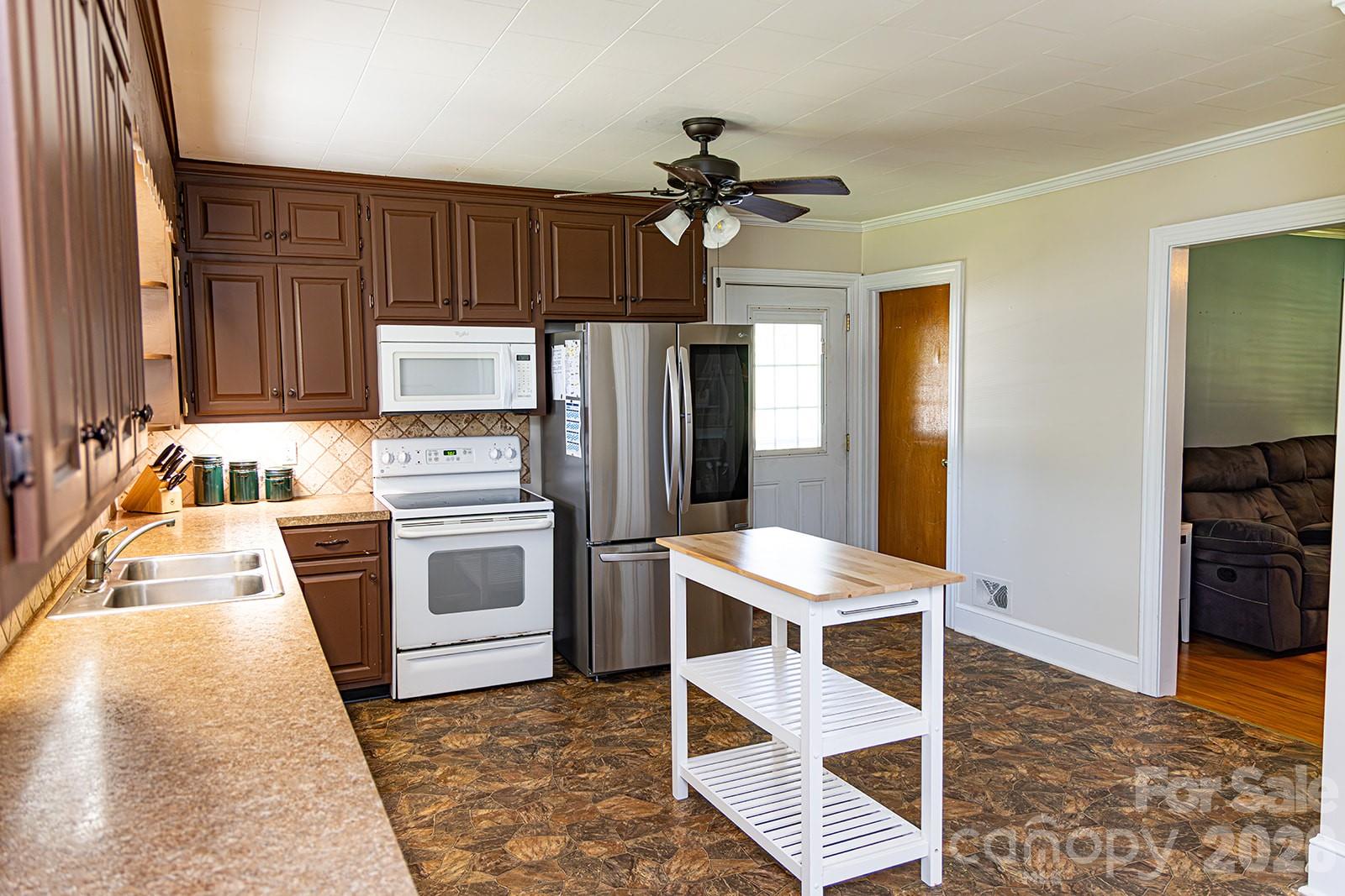 1399 Ruby Spencer Street Newton NC 28658