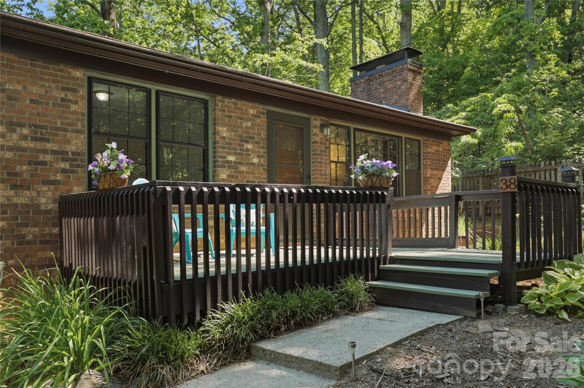 38 Nixon Terrace Asheville NC 28805