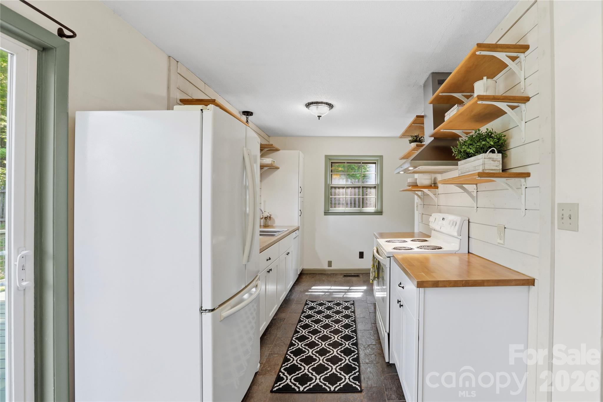 38 Nixon Terrace Asheville NC 28805