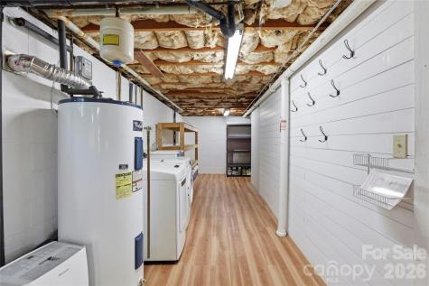 38 Nixon Terrace Asheville NC 28805