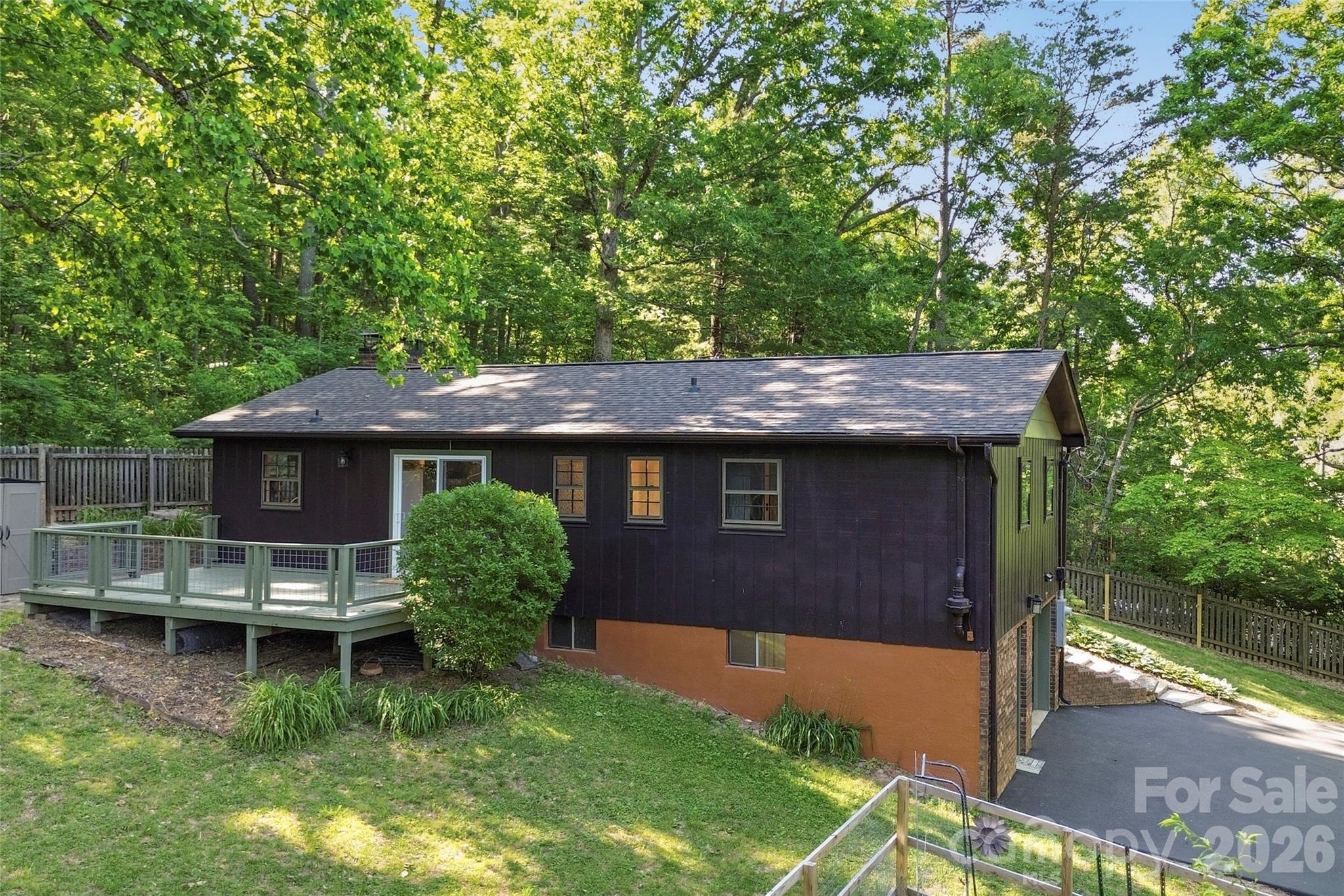 38 Nixon Terrace Asheville NC 28805