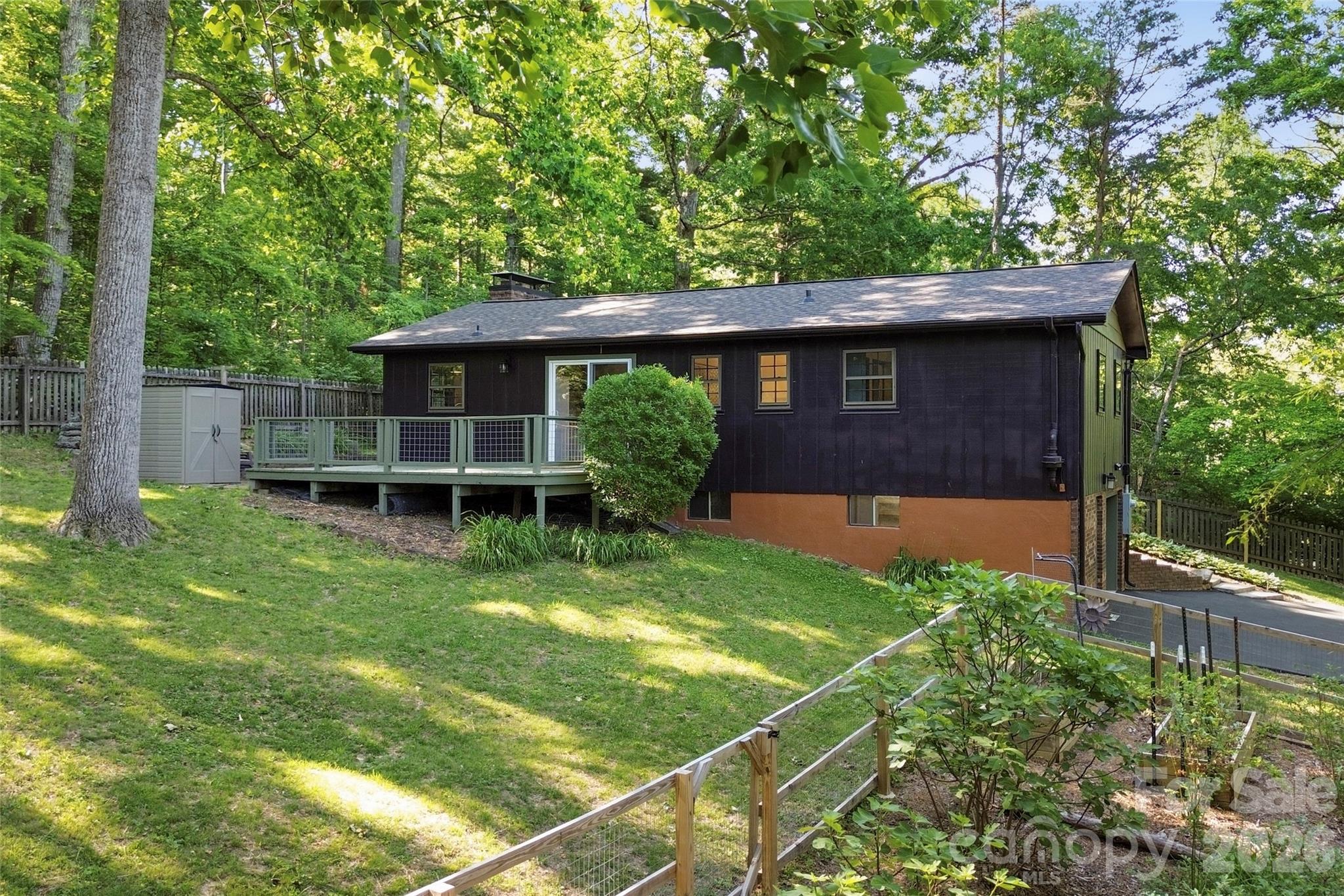 38 Nixon Terrace Asheville NC 28805