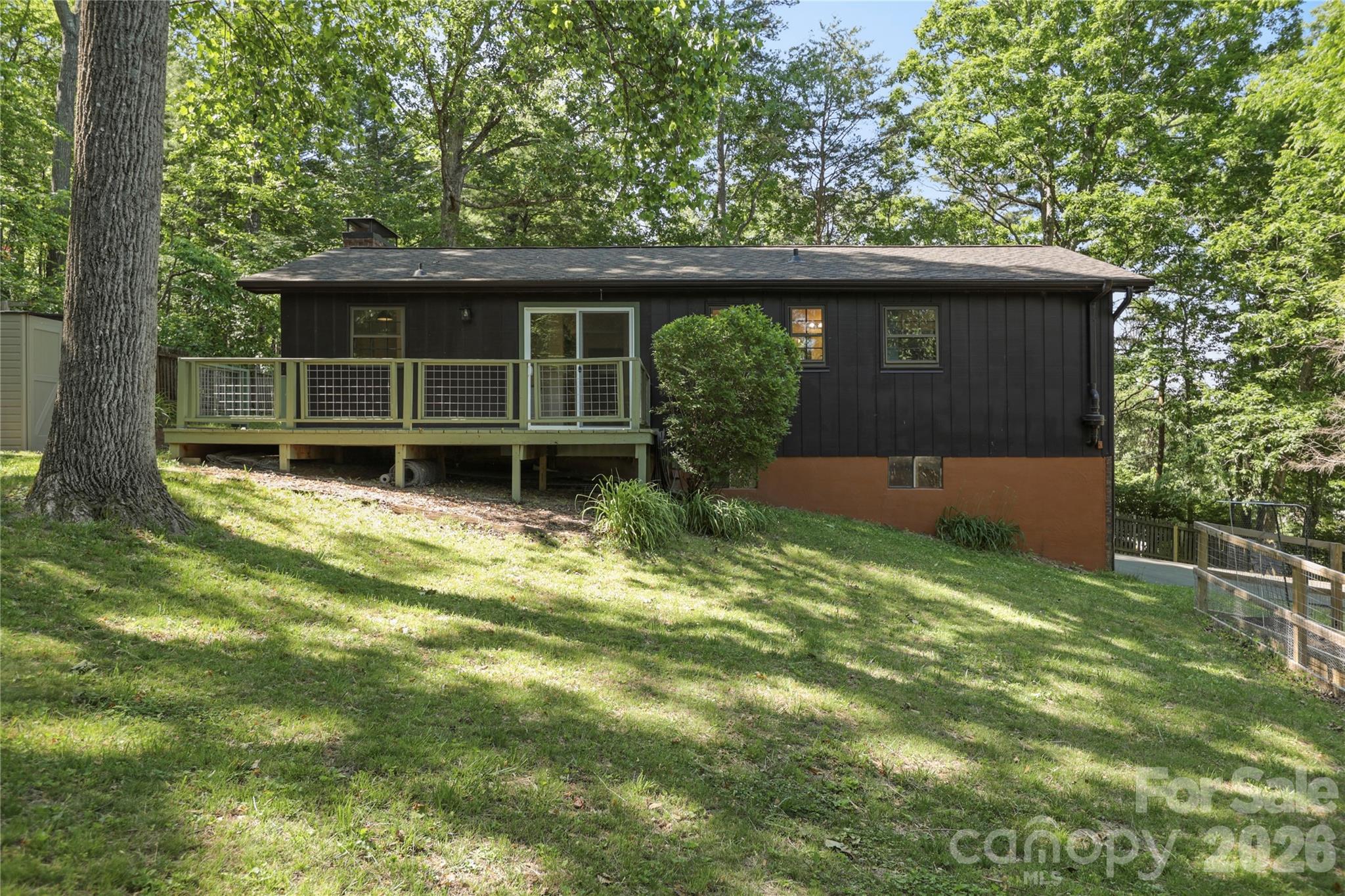 38 Nixon Terrace Asheville NC 28805