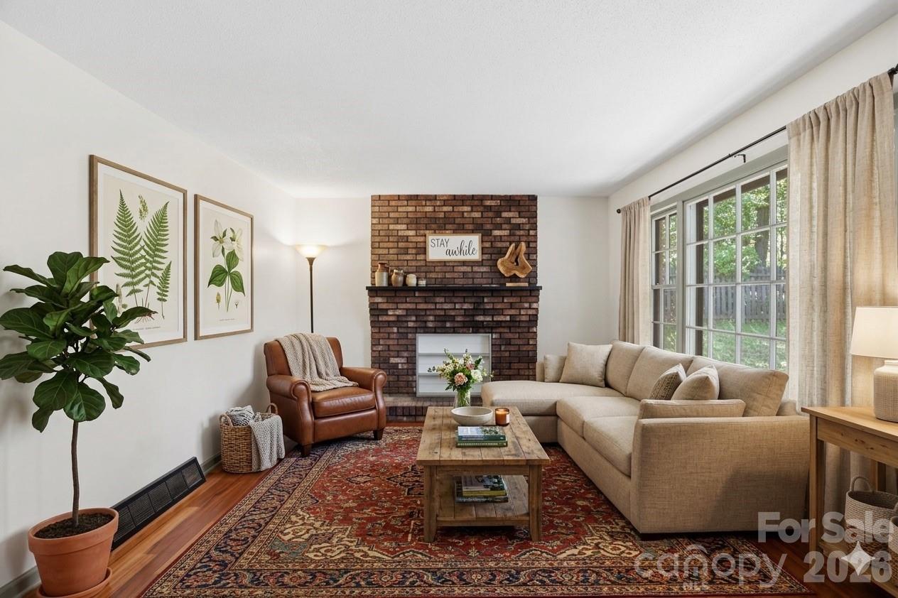 38 Nixon Terrace Asheville NC 28805