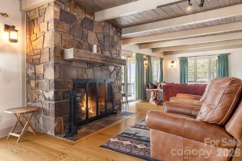 301 Highland Circle Sugar Mountain NC 28604