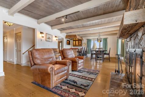301 Highland Circle Sugar Mountain NC 28604