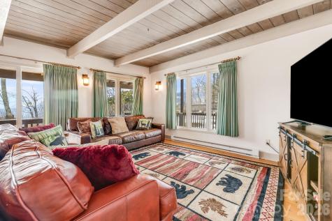301 Highland Circle Sugar Mountain NC 28604
