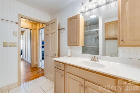 301 Highland Circle Sugar Mountain NC 28604