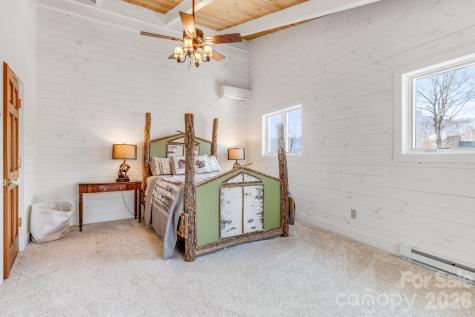 301 Highland Circle Sugar Mountain NC 28604