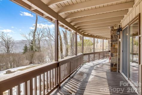 301 Highland Circle Sugar Mountain NC 28604
