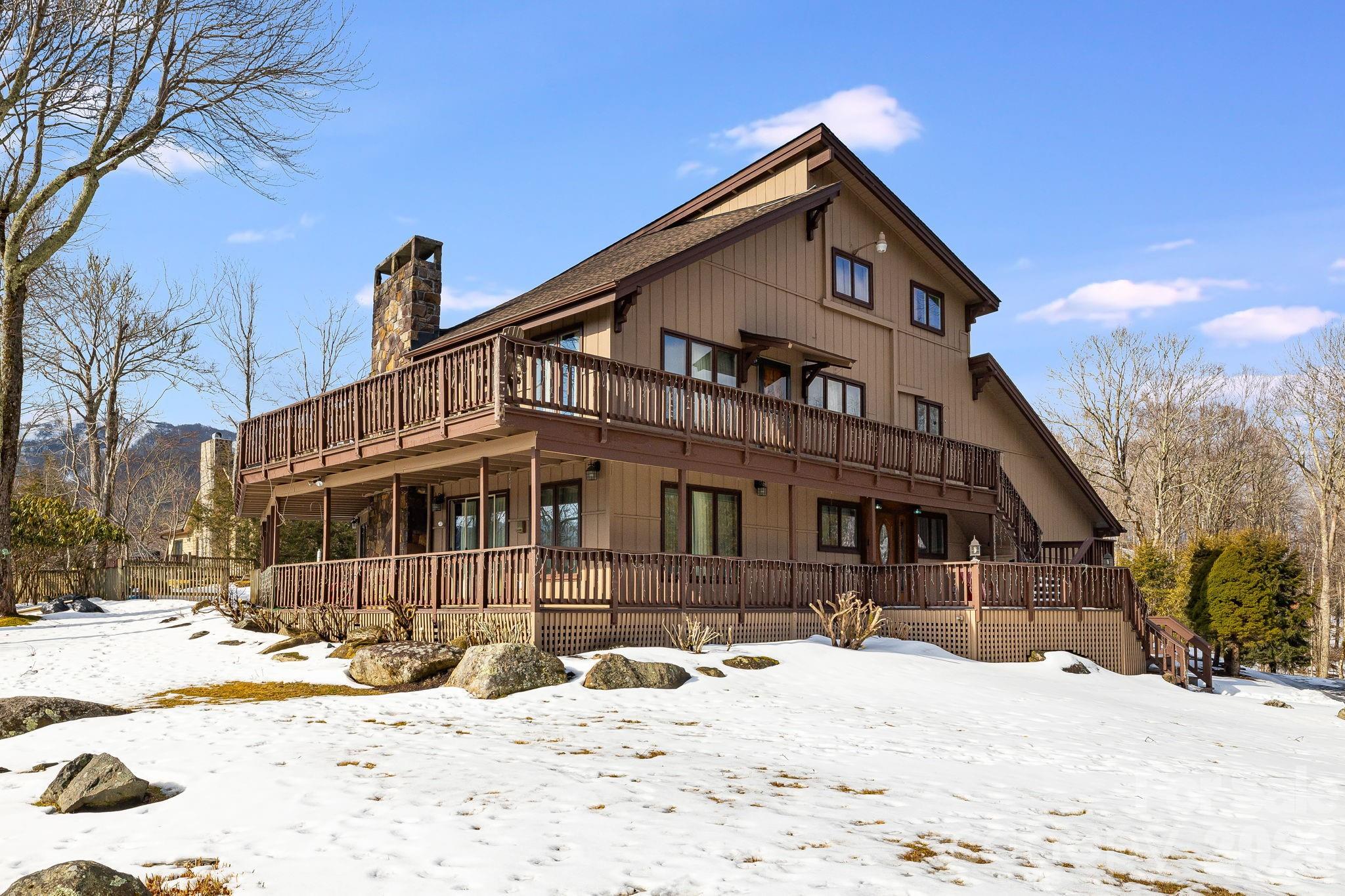 301 Highland Circle Sugar Mountain NC 28604