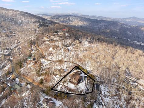 301 Highland Circle Sugar Mountain NC 28604