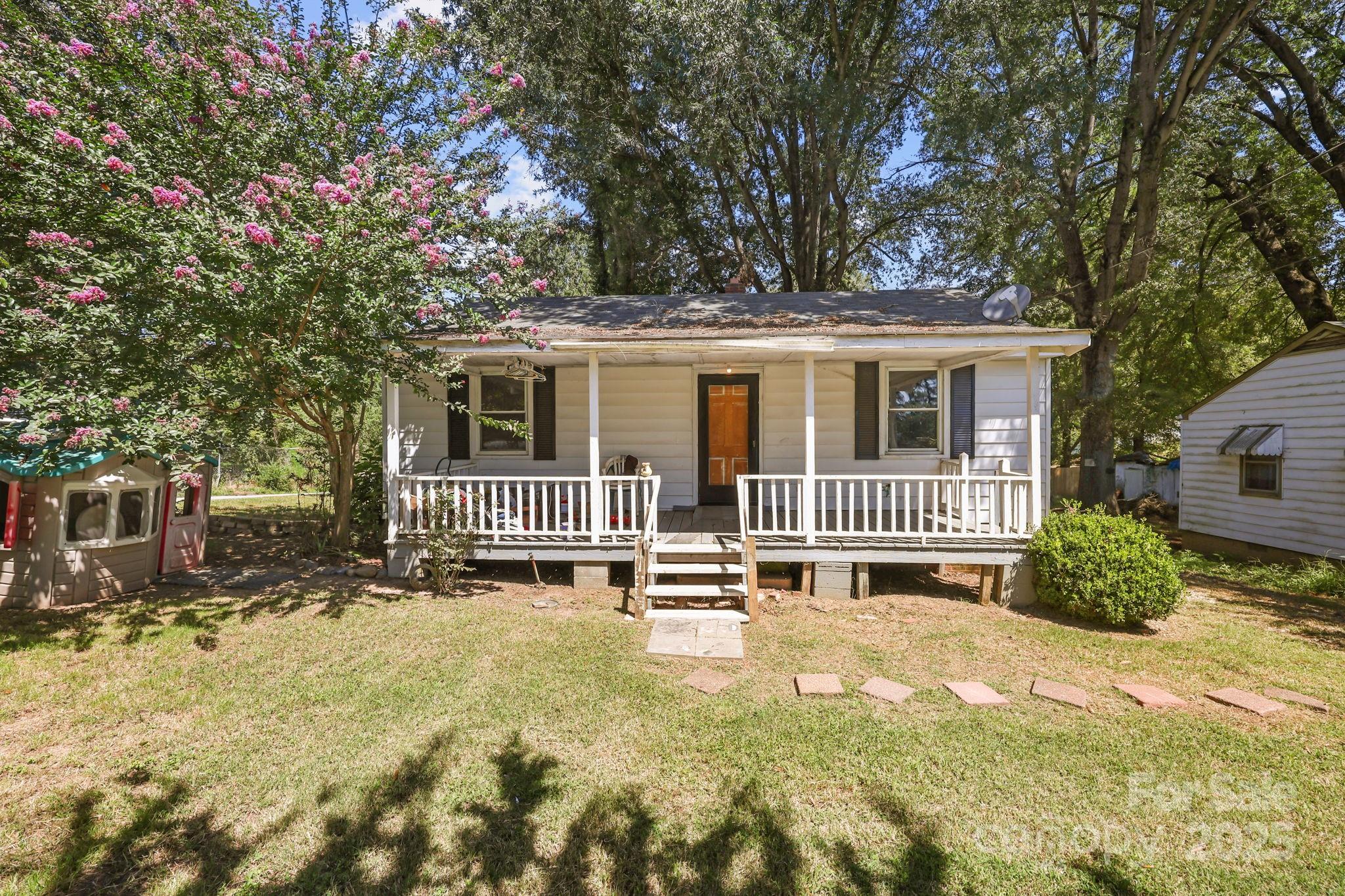 1530 Buffalo Street Kannapolis NC 28081