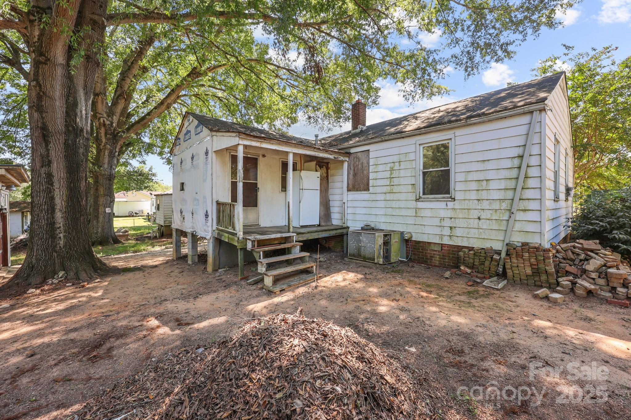 1530 Buffalo Street Kannapolis NC 28081