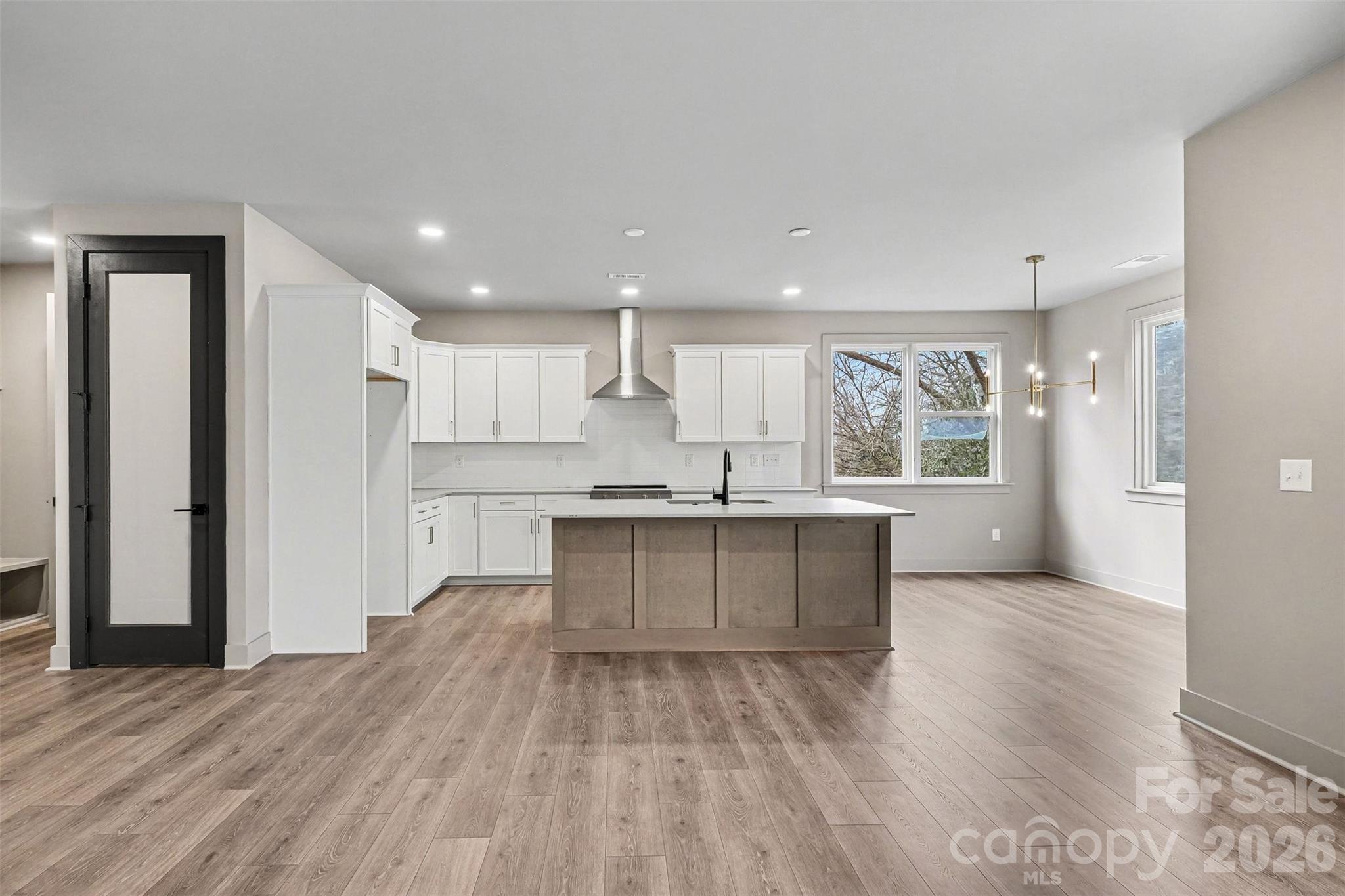 2418 Crestview Drive Charlotte NC 28216