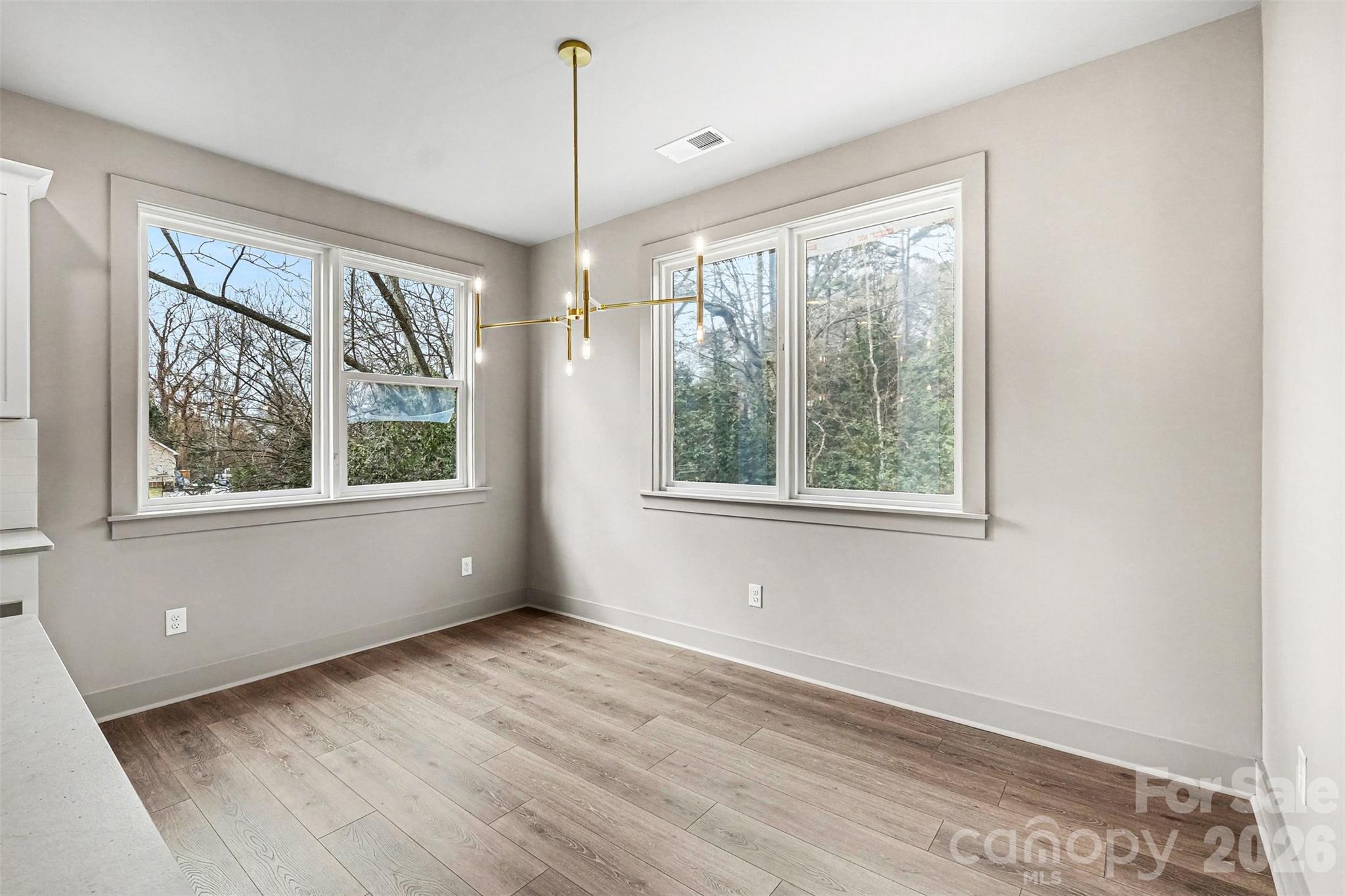 2418 Crestview Drive Charlotte NC 28216