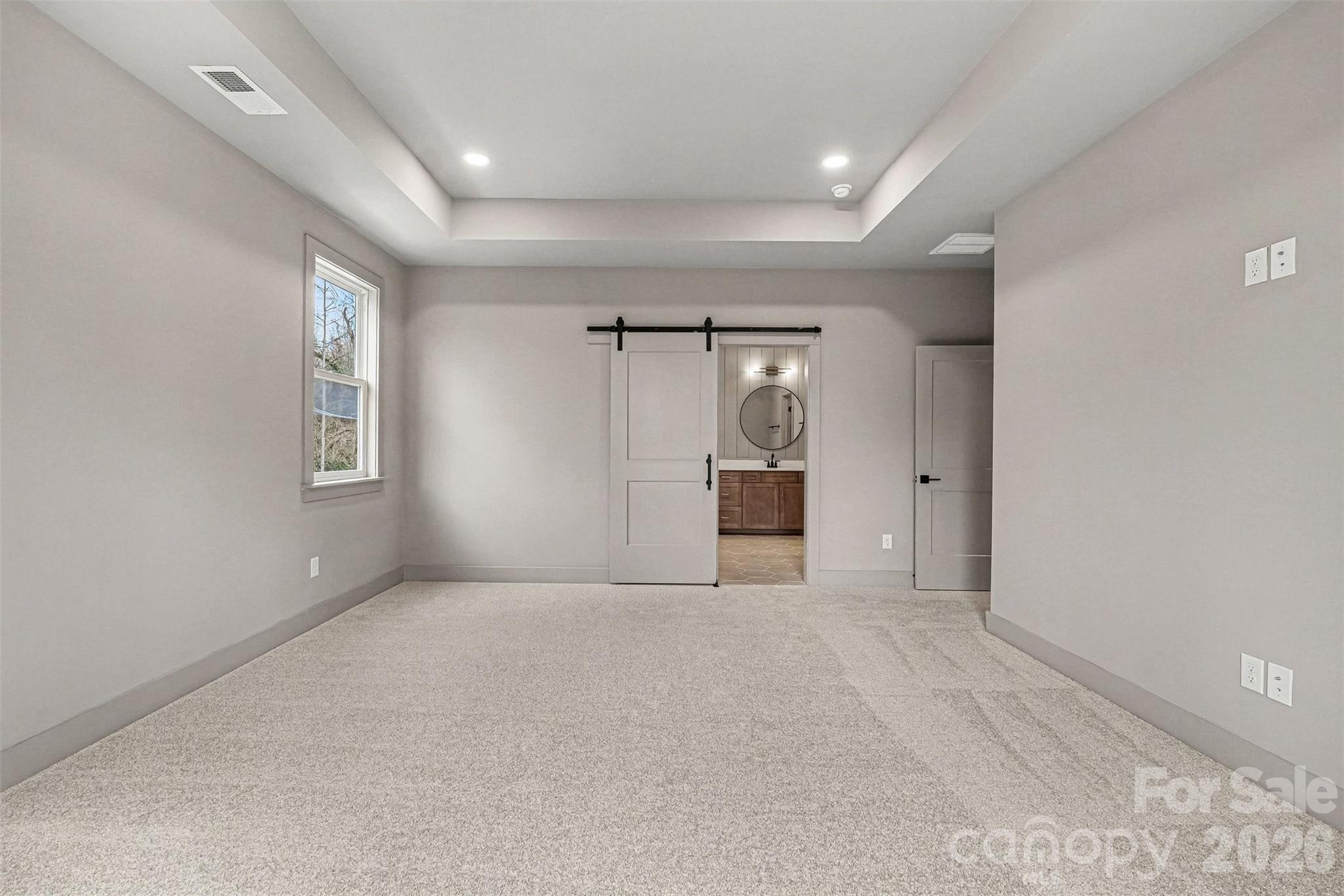 2418 Crestview Drive Charlotte NC 28216